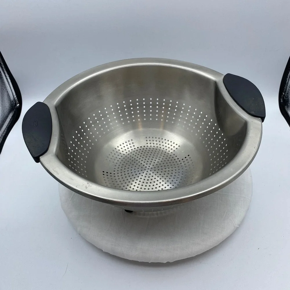 OXO 5qt Colander Silver Stainless Steel Non-Slip Handles Feet 11